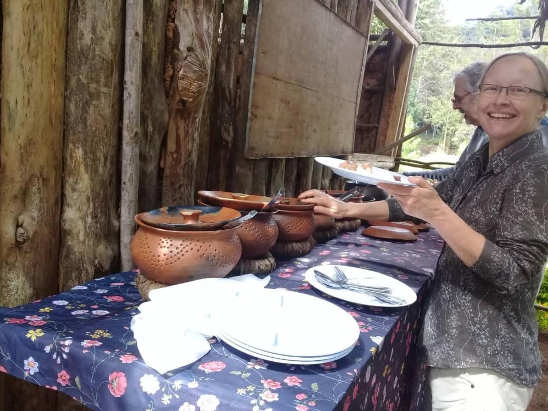 Galapagos Homestay Lushoto Exteriör bild