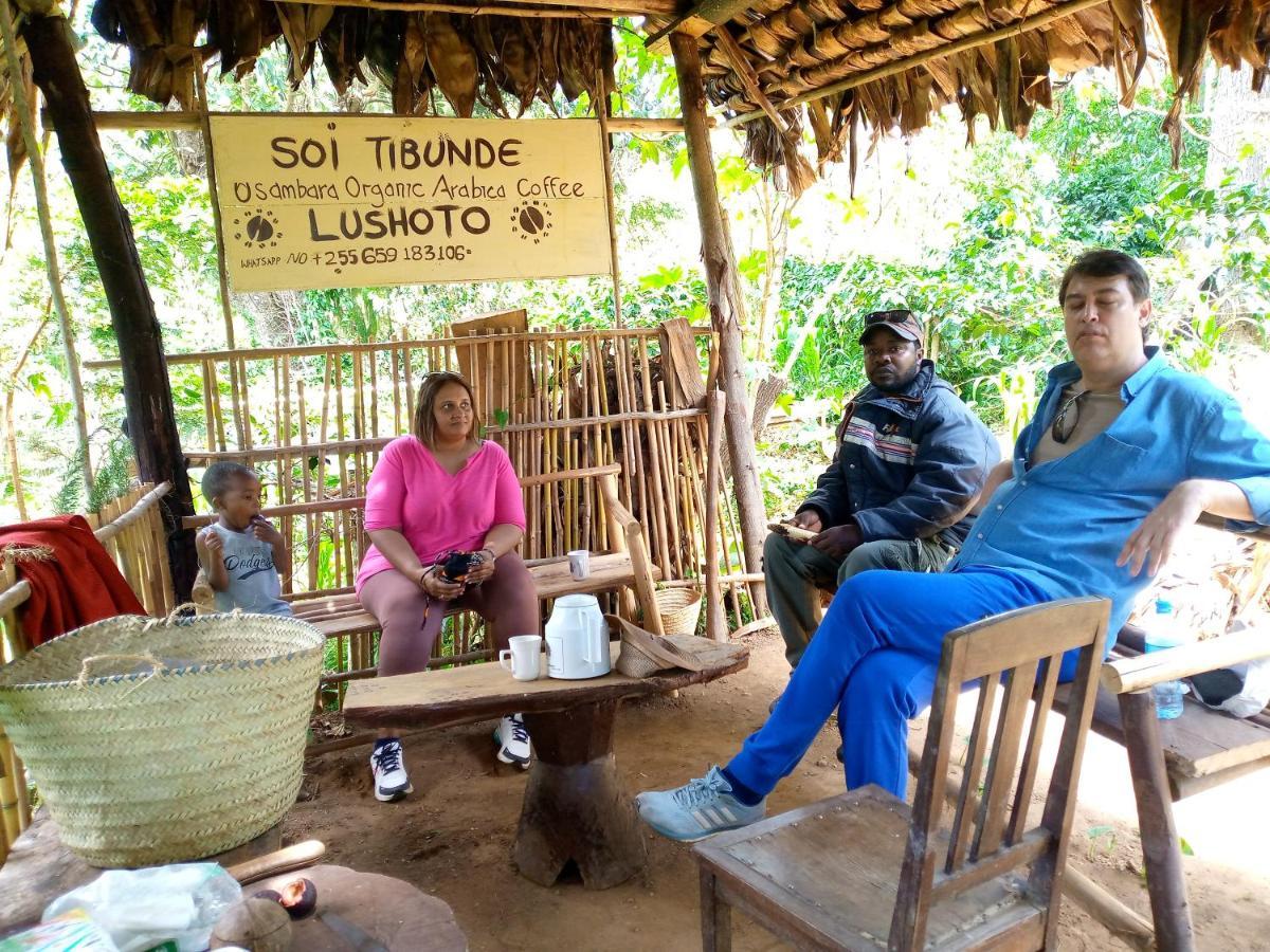 Galapagos Homestay Lushoto Exteriör bild